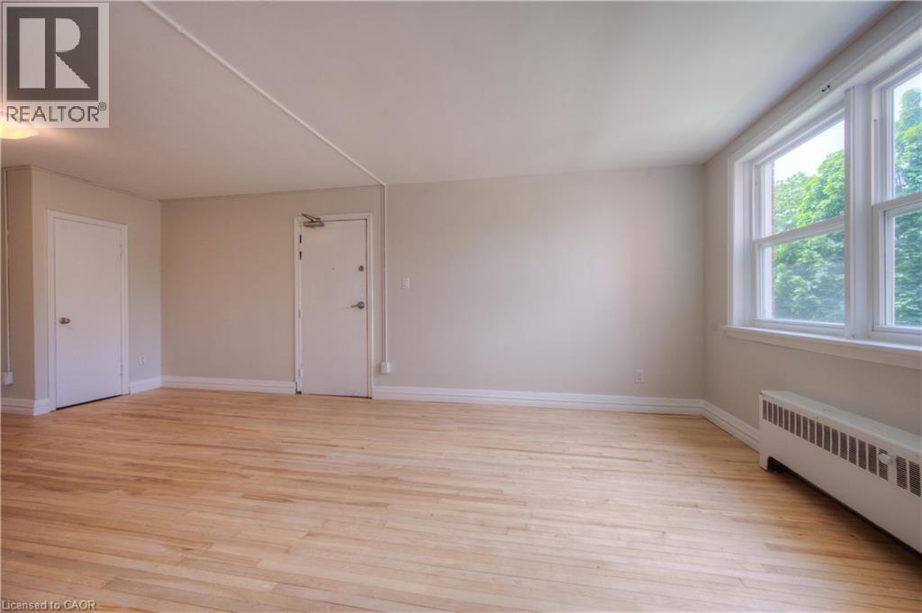 141 Chapel Street Unit# 9, Kitchener, Ontario  N2H 2T6 - Photo 13 - 40825393