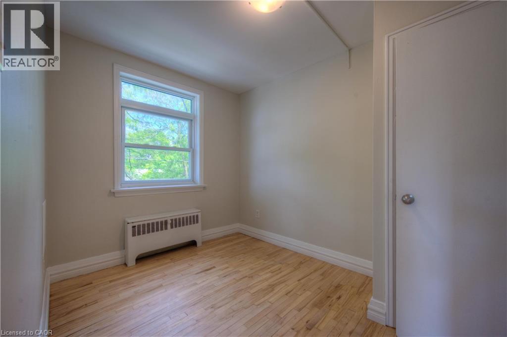 141 Chapel Street Unit# 9, Kitchener, Ontario  N2H 2T6 - Photo 9 - 40825393