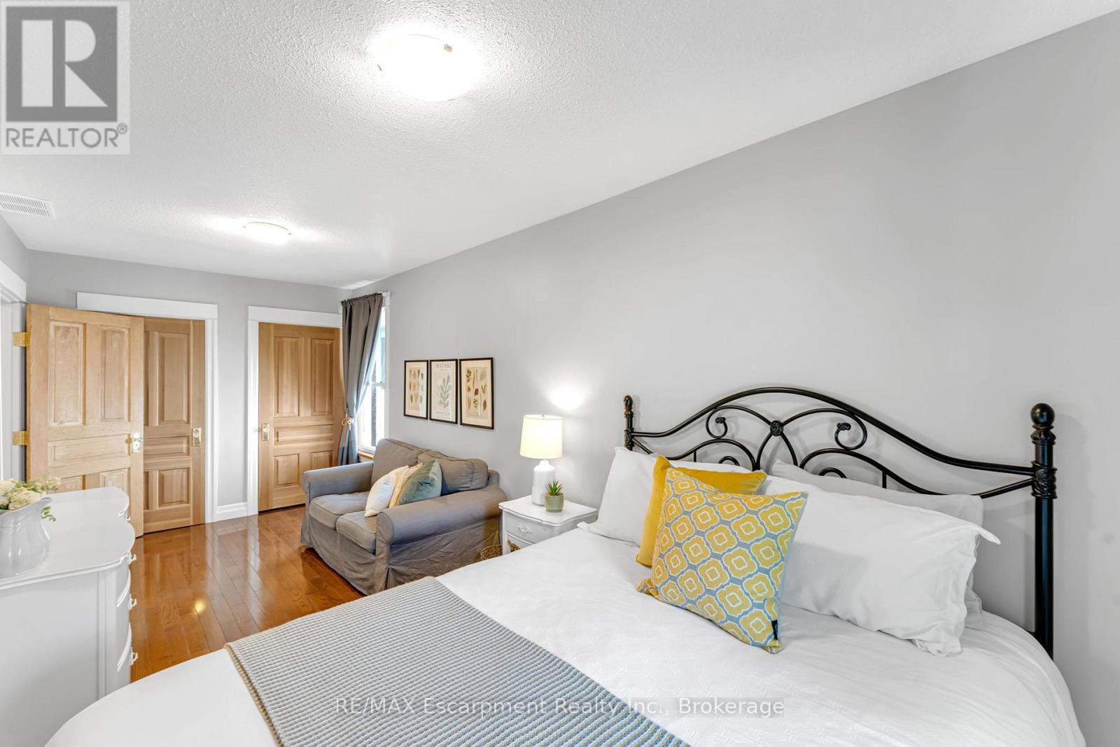 546 Hurd Avenue, Burlington, Ontario  L7S 1T1 - Photo 24 - W13161574