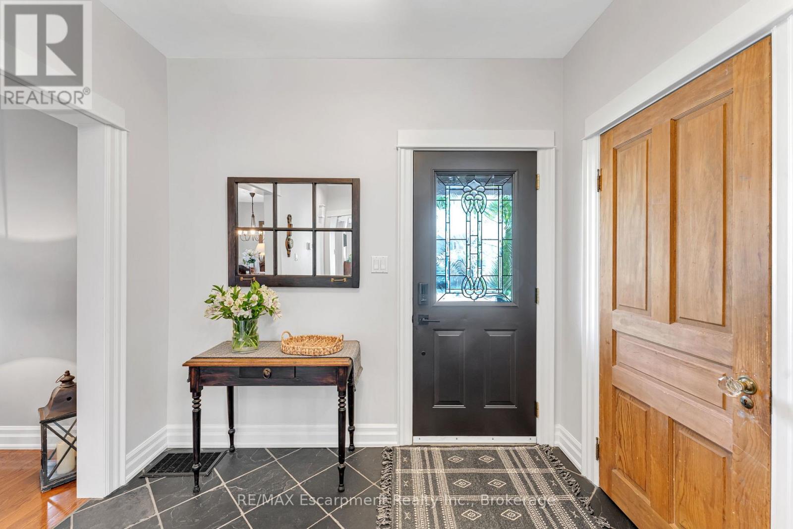 546 Hurd Avenue, Burlington, Ontario  L7S 1T1 - Photo 5 - W13161574
