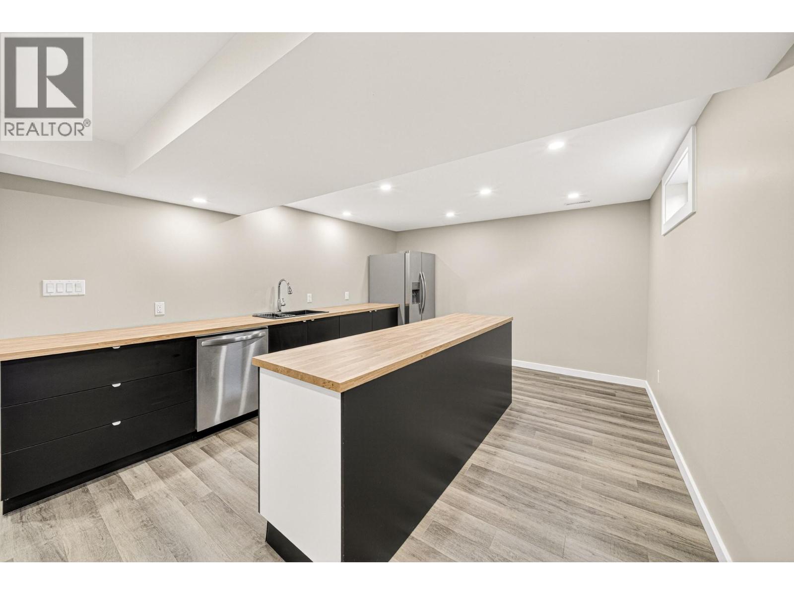 308 Alpine Place, Sparwood, British Columbia  V0B 2G0 - Photo 39 - 10385795