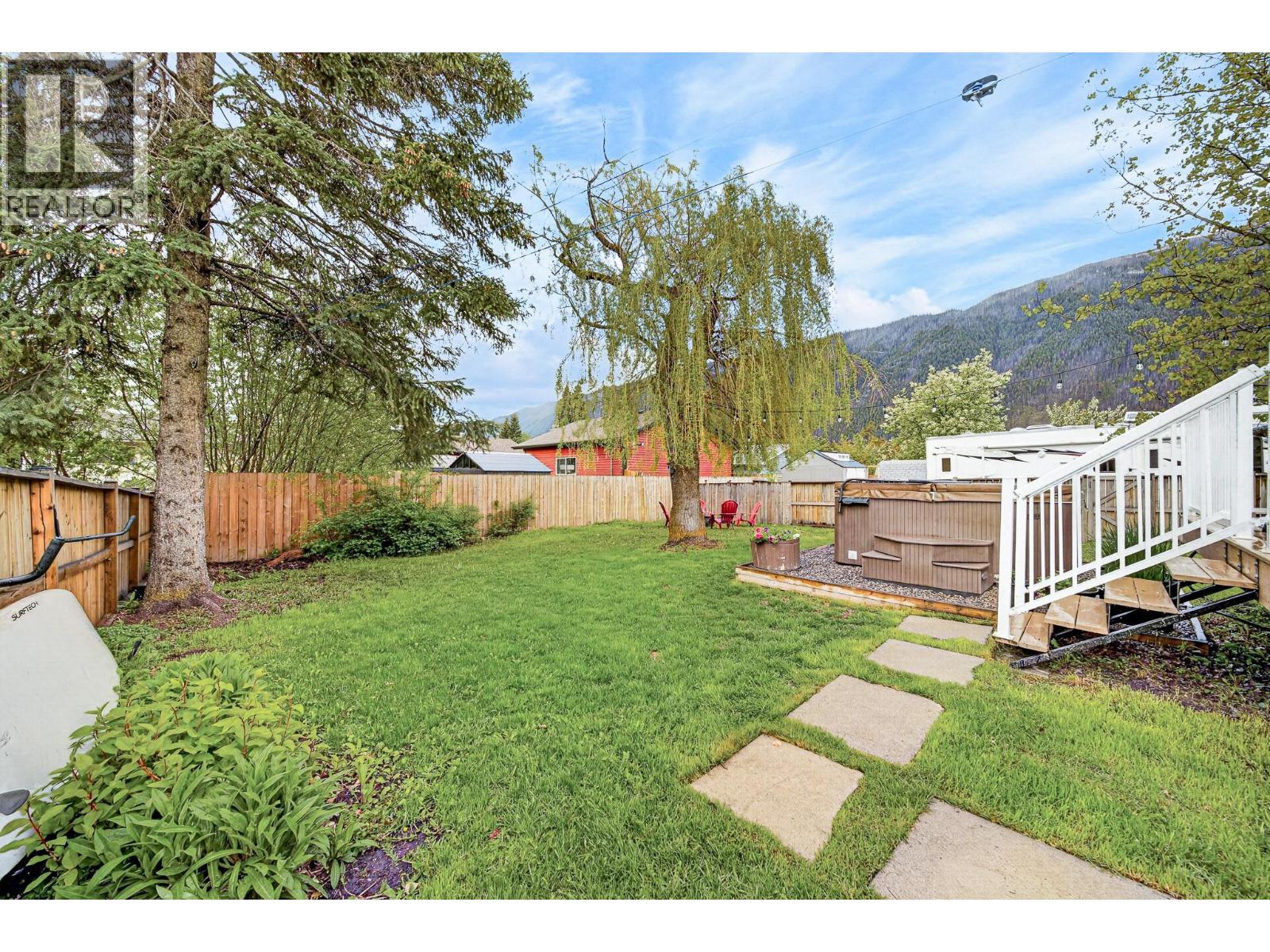 308 Alpine Place, Sparwood, British Columbia  V0B 2G0 - Photo 51 - 10385795