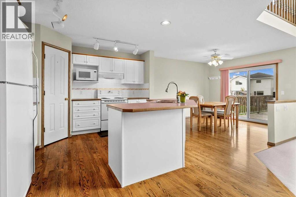 4 Citadel Meadow Court NW, Calgary, Alberta  T3G 4K6 - Photo 6 - A2308064