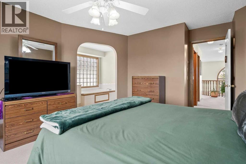4 Citadel Meadow Court NW, Calgary, Alberta  T3G 4K6 - Photo 31 - A2308064