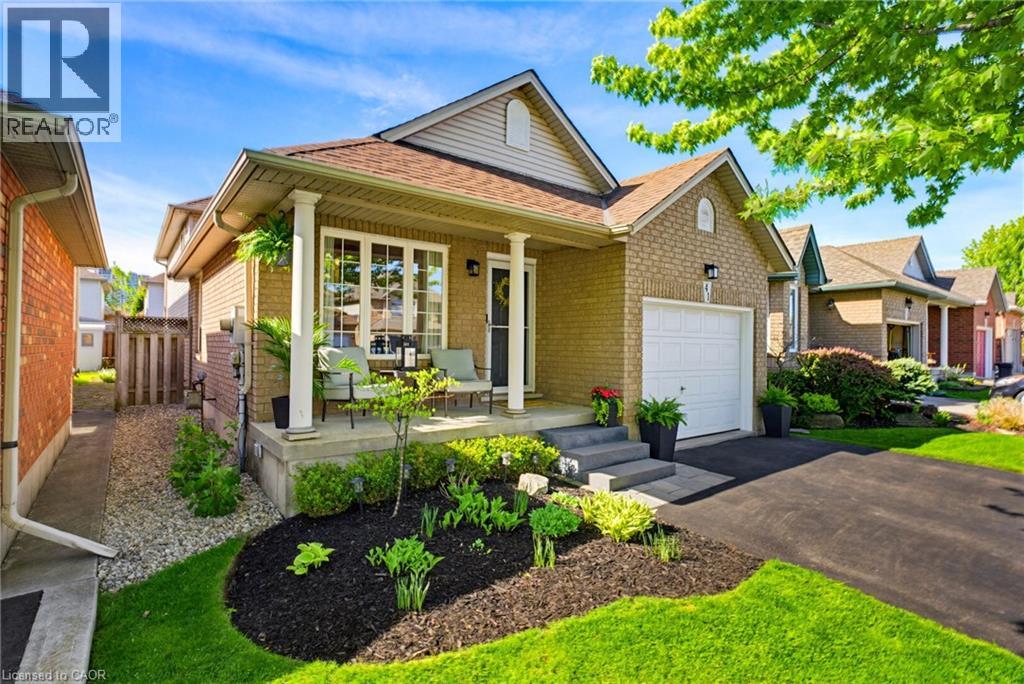 41 Briarose Place, Hamilton, Ontario  L9C 7V2 - Photo 2 - 40832317