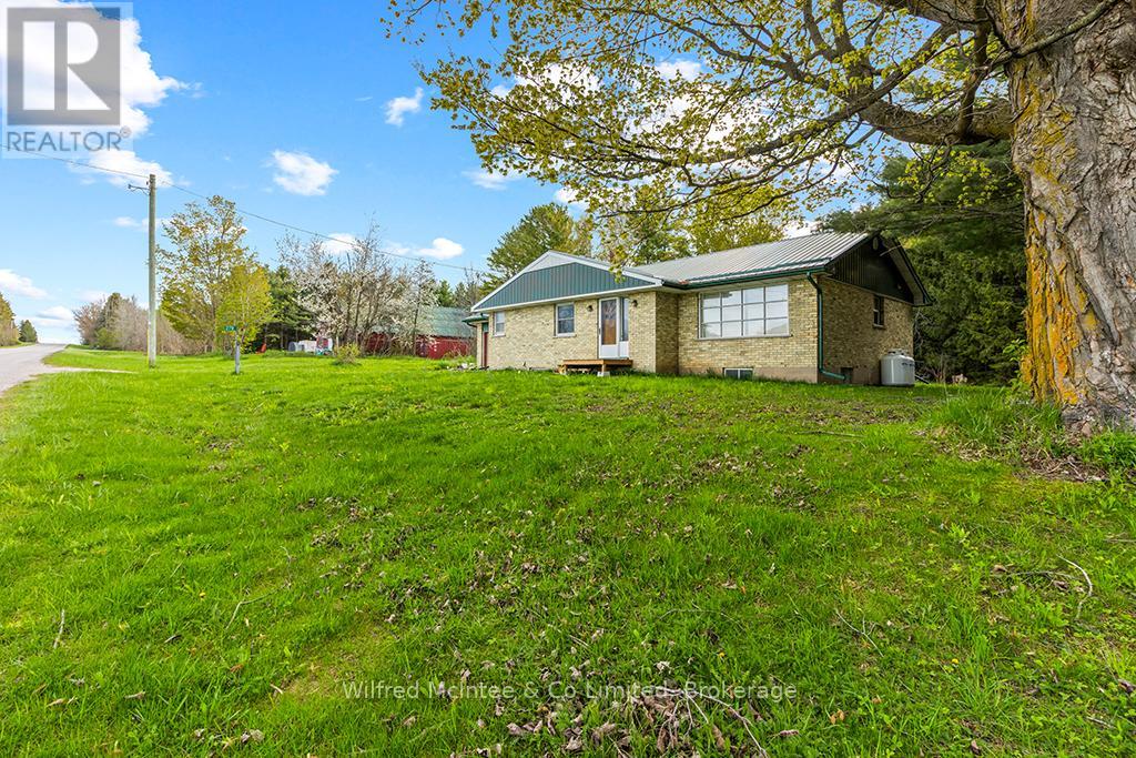 279 Sideroad 5 Road N, Arran-Elderslie, Ontario  N0H 2L0 - Photo 5 - X13163764