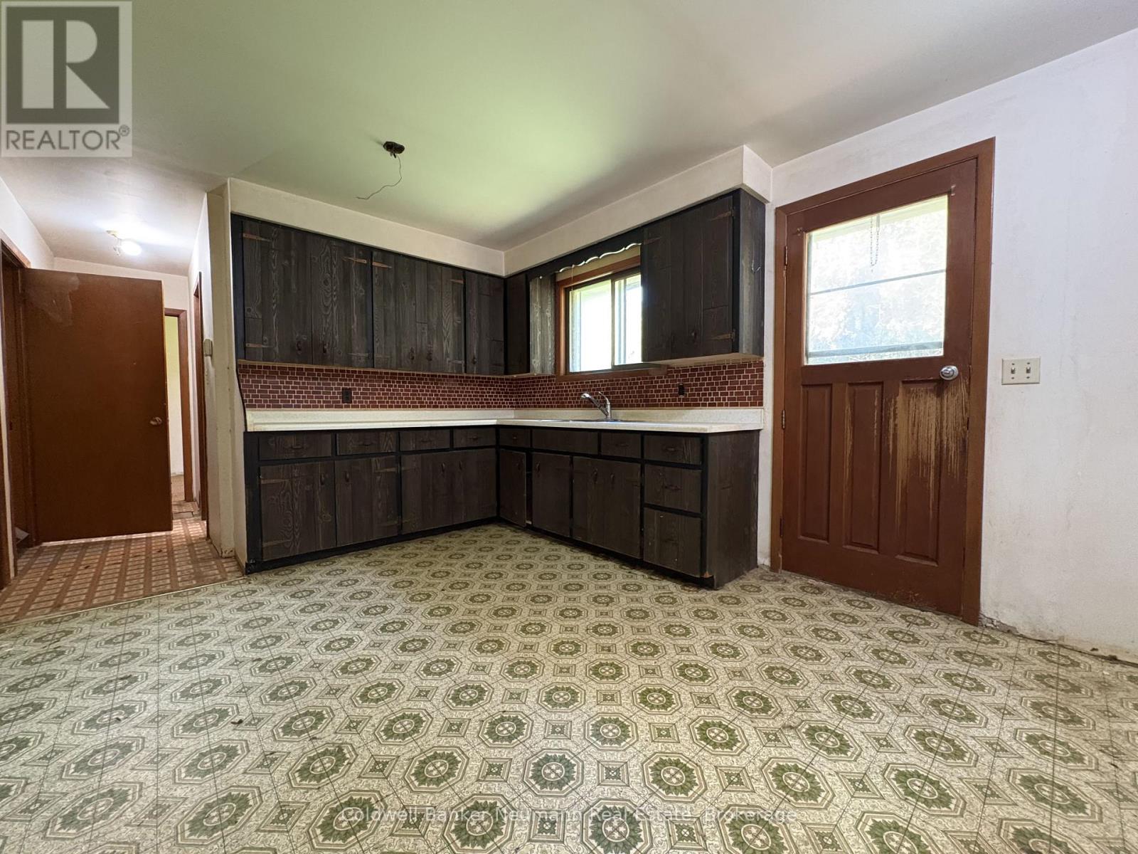 111 Carter Road, Puslinch, Ontario  N1H 6H8 - Photo 10 - X13163822