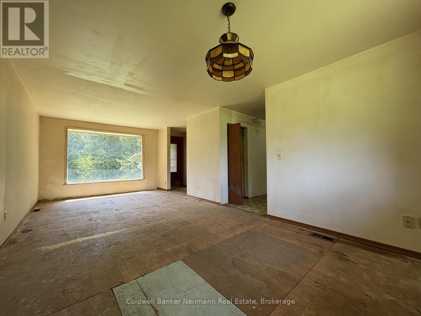 111 Carter Road, Puslinch, Ontario  N1H 6H8 - Photo 9 - X13163822