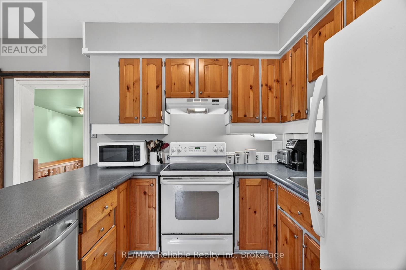 73784 Parr Line, Bluewater (Stanley), Ontario  N0M 2T0 - Photo 11 - X13163946