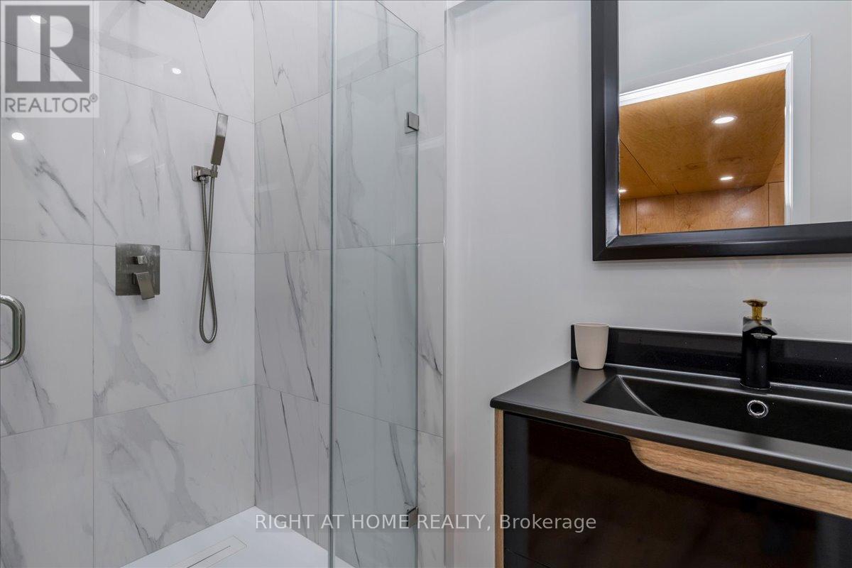 405 Limerick Street, Innisfil, Ontario  L0L 1K0 - Photo 23 - N13156674