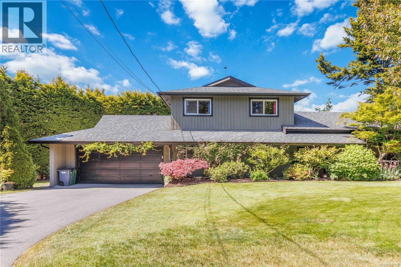 4298 Caen Rd, Saanich, British Columbia