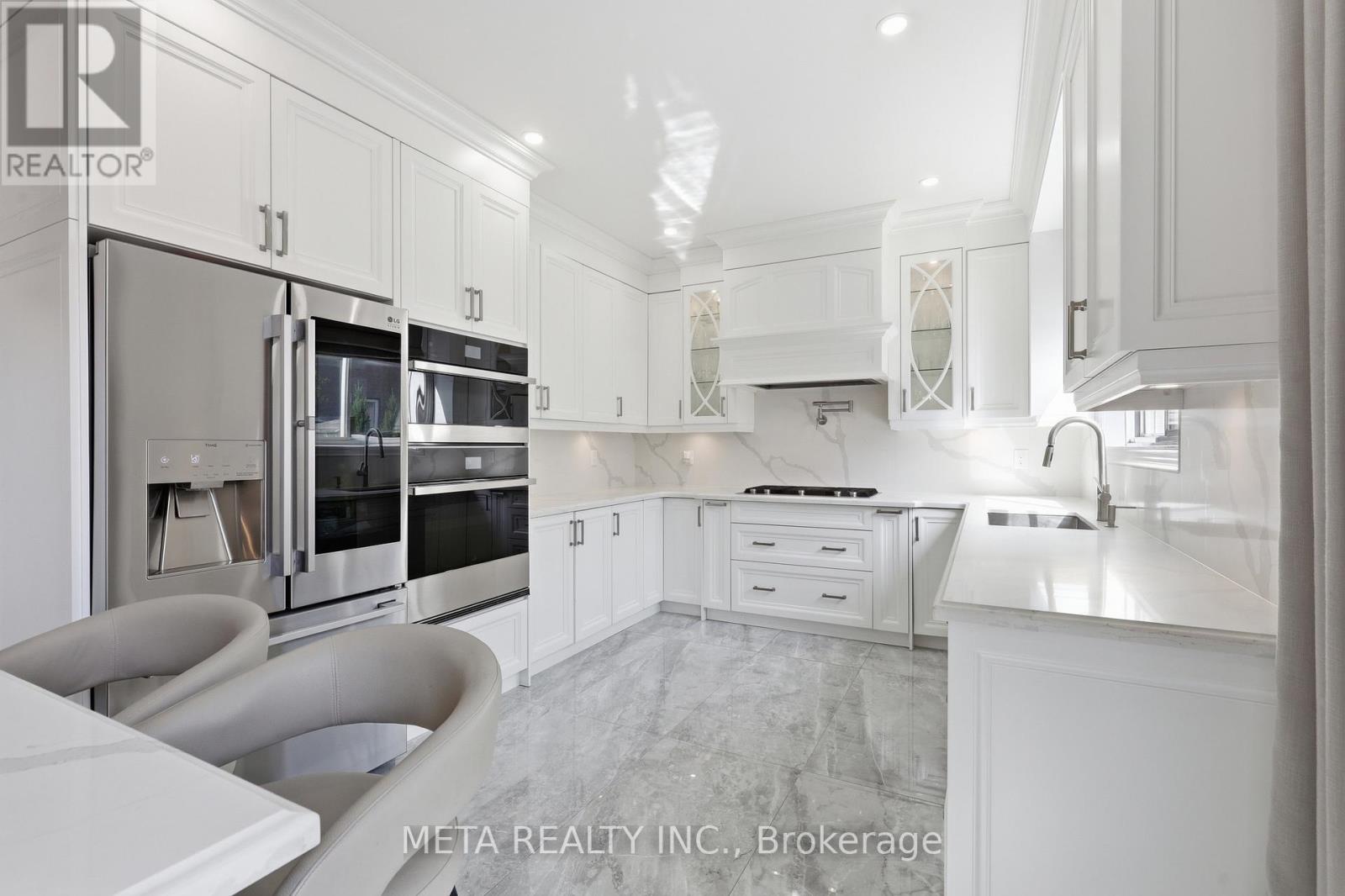 2299 Stratus Drive, Oakville, Ontario  L6M 4Z9 - Photo 16 - W13163116