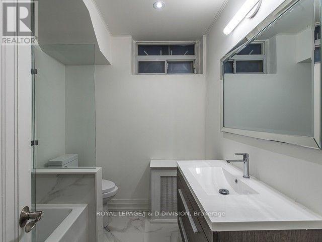 477a Oriole Parkway, Toronto, Ontario  M5P 2H9 - Photo 15 - C13163722