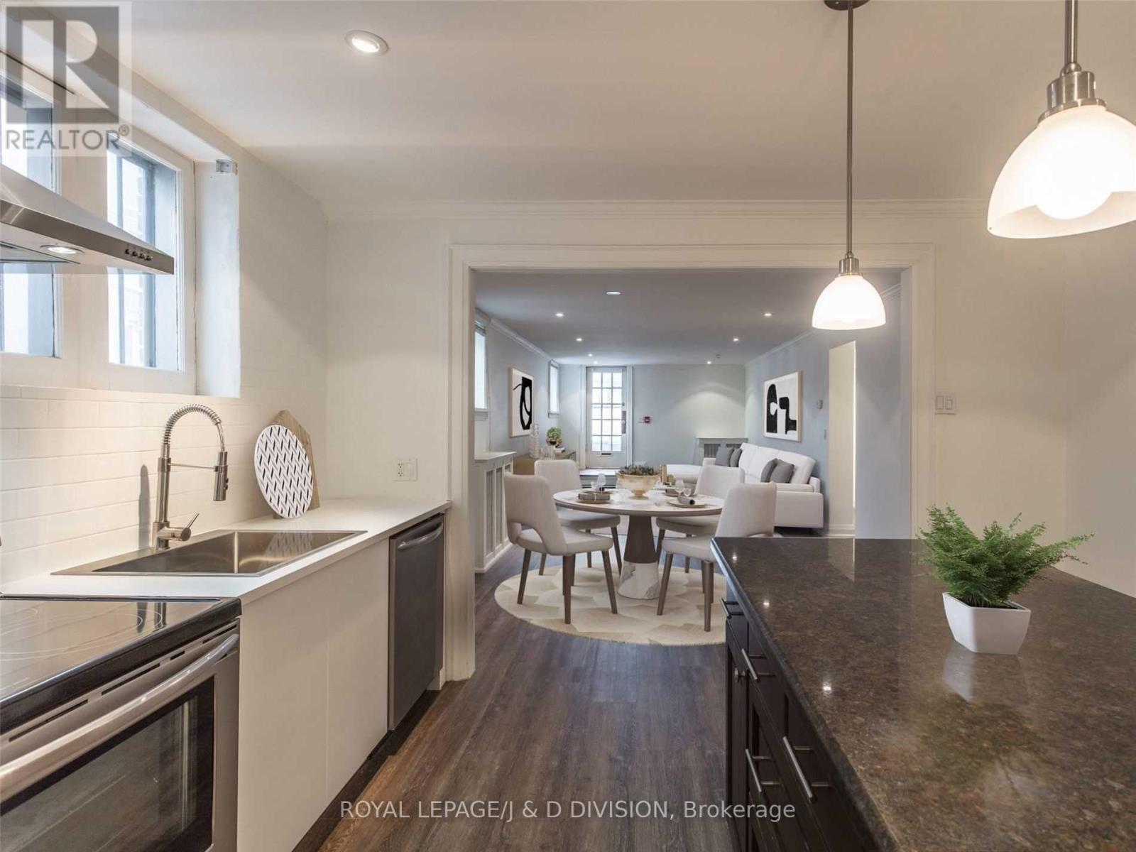 477a Oriole Parkway, Toronto, Ontario  M5P 2H9 - Photo 6 - C13163722