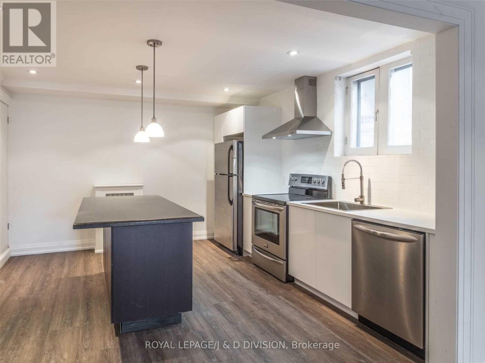 477a Oriole Parkway, Toronto, Ontario  M5P 2H9 - Photo 9 - C13163722