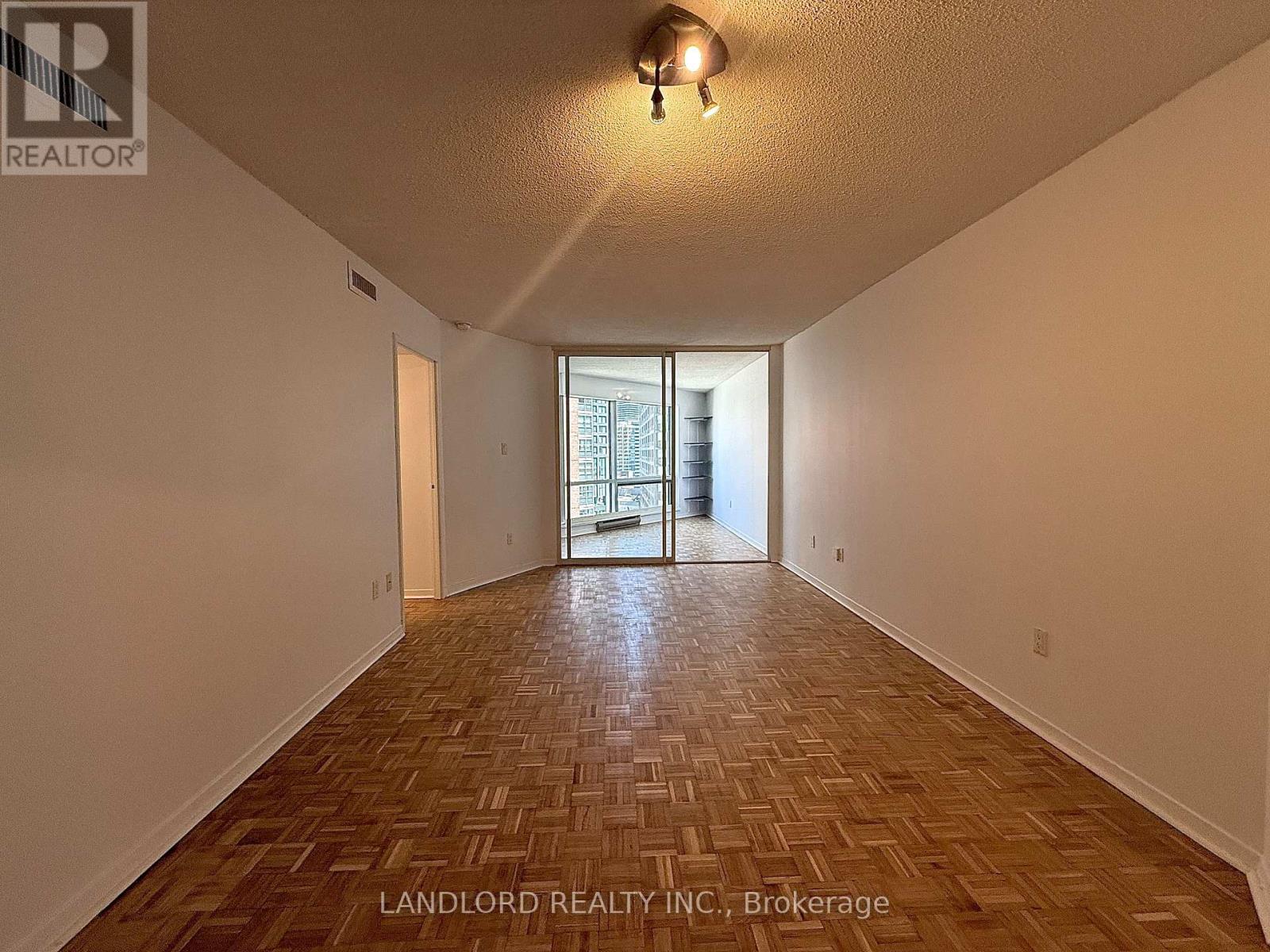 907 - 1001 Bay Street, Toronto, Ontario  M5S 3A6 - Photo 4 - C13163890