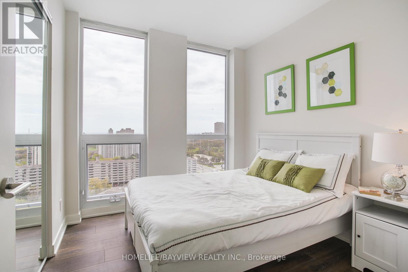 2111 - 2 Sonic Way, Toronto, Ontario  M3C 0P2 - Photo 16 - C13163932
