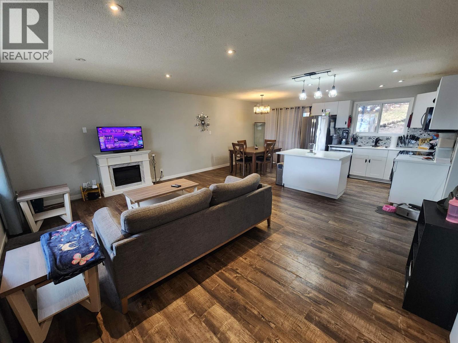 5801 Brock Drive, Prince George, British Columbia  V2N 2E3 - Photo 4 - R3112925