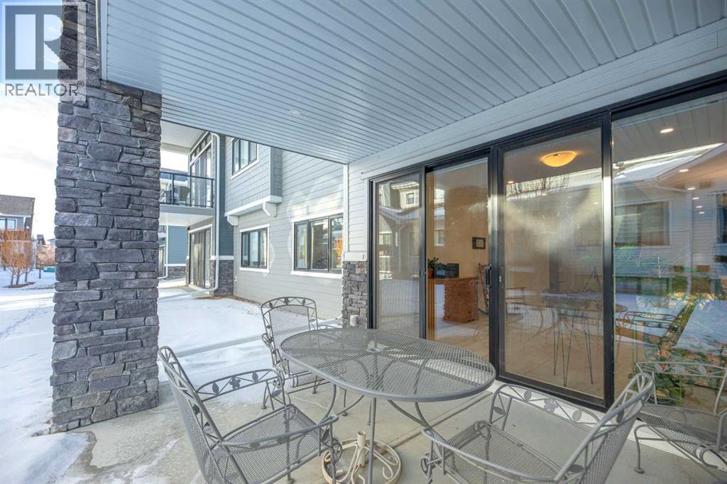 12572 Crestmont Boulevard SW, Calgary, Alberta  T3B 6J5 - Photo 27 - A2291827
