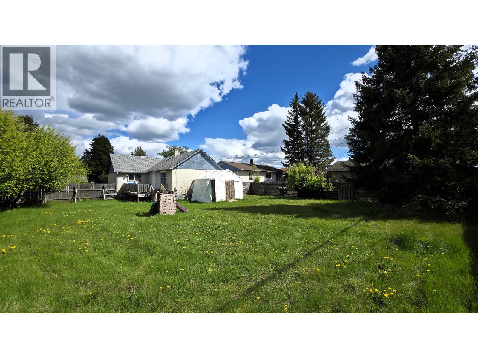 1047 Carney Street, Prince George, British Columbia  V2M 2L1 - Photo 8 - R3126937