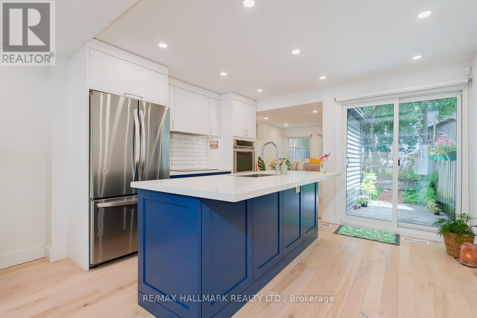 37 Craven Road, Toronto, Ontario M4L 2Z4 - Photo 9 - E13163738