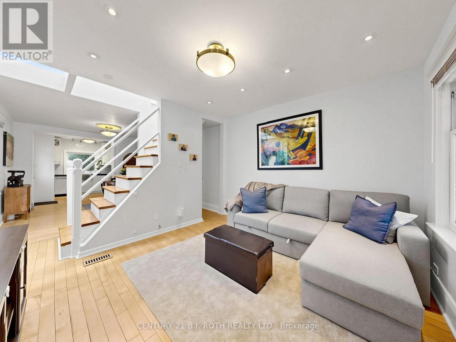 195 Wheeler Avenue, Toronto, Ontario  M4L 3V5 - Photo 7 - E13163788