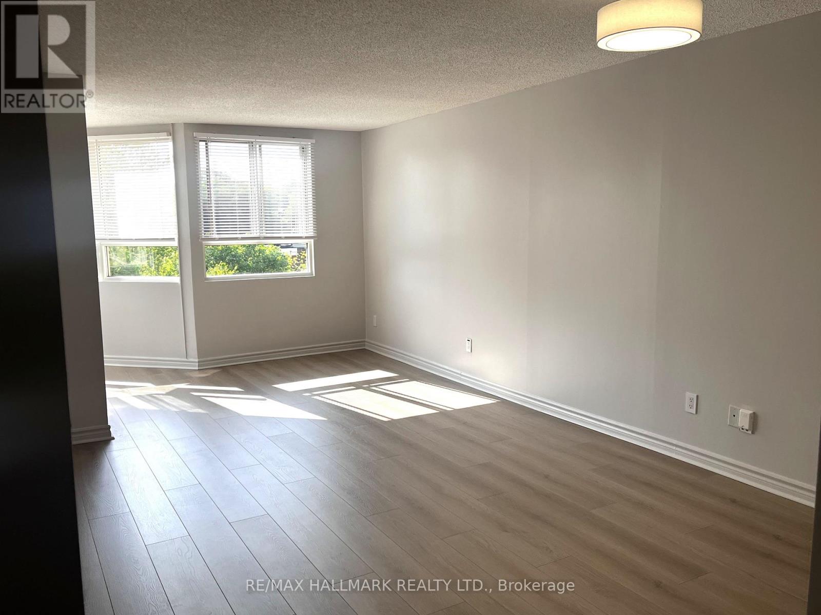 705 - 4 Park Vista, Toronto, Ontario  M4B 3M8 - Photo 13 - E13163848