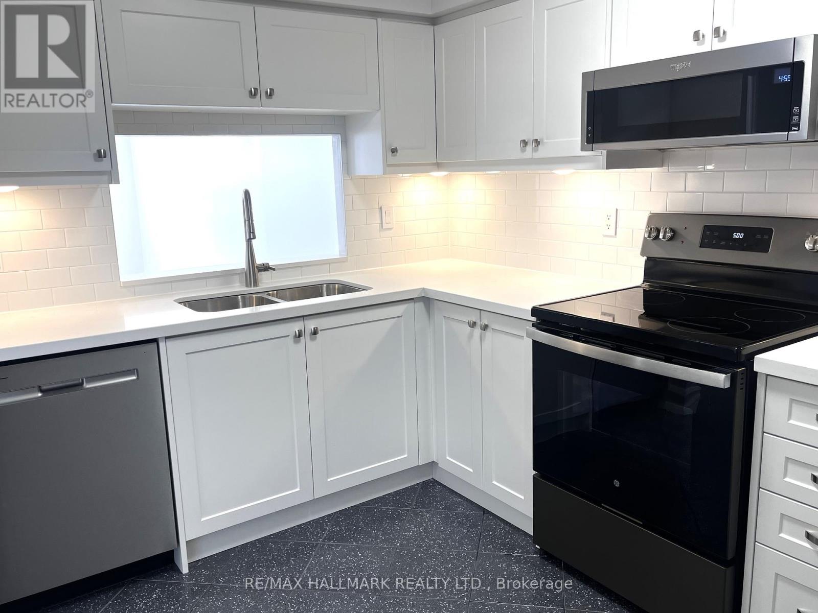 705 - 4 Park Vista, Toronto, Ontario  M4B 3M8 - Photo 15 - E13163848