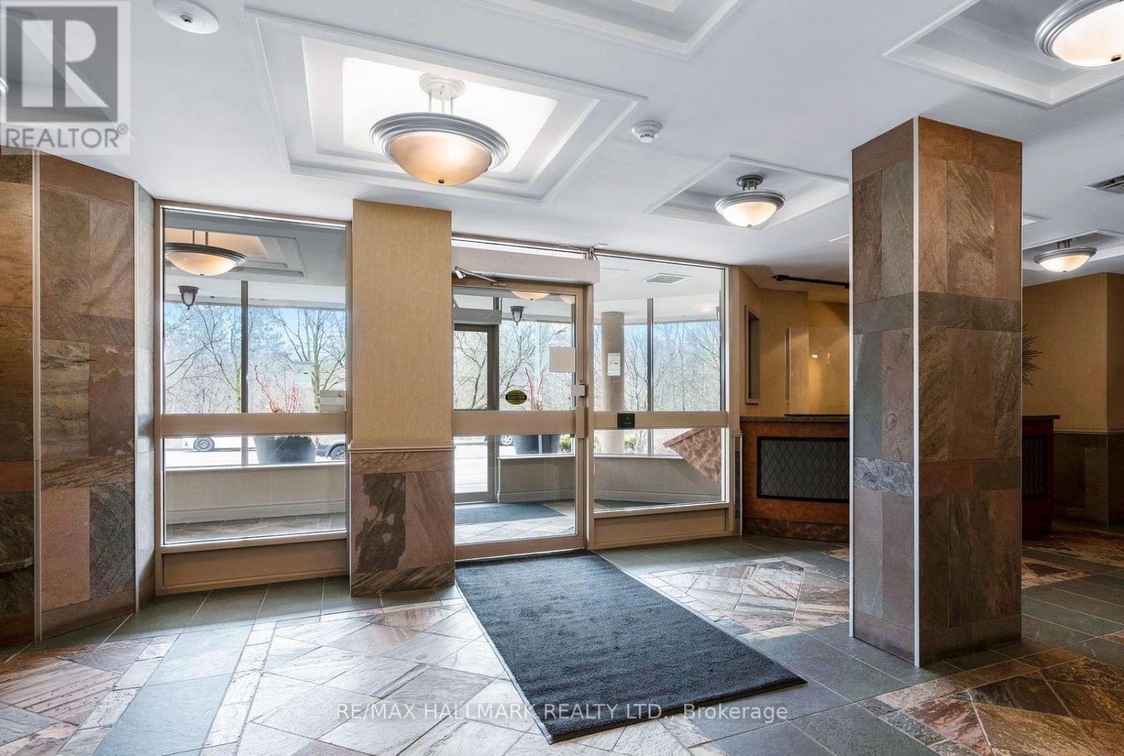 705 - 4 Park Vista, Toronto, Ontario  M4B 3M8 - Photo 6 - E13163848