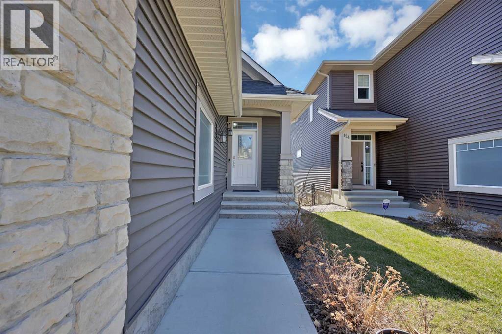 128 Nolanlake View N, Calgary, Alberta  T3R 0W3 - Photo 4 - A2310742