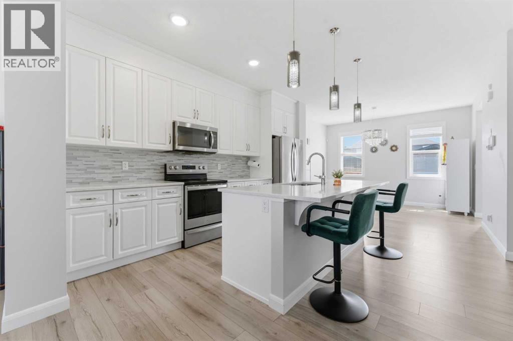 151 Evanscrest Park NW, Calgary, Alberta  T3P 1J3 - Photo 3 - A2313137