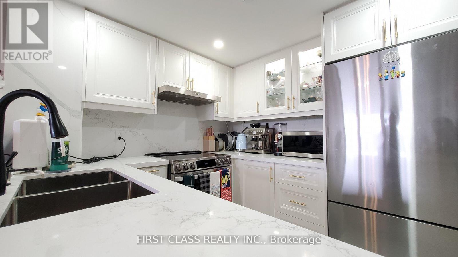 802 - 130 Pond Drive, Markham, Ontario  L3T 7W5 - Photo 12 - N13163706