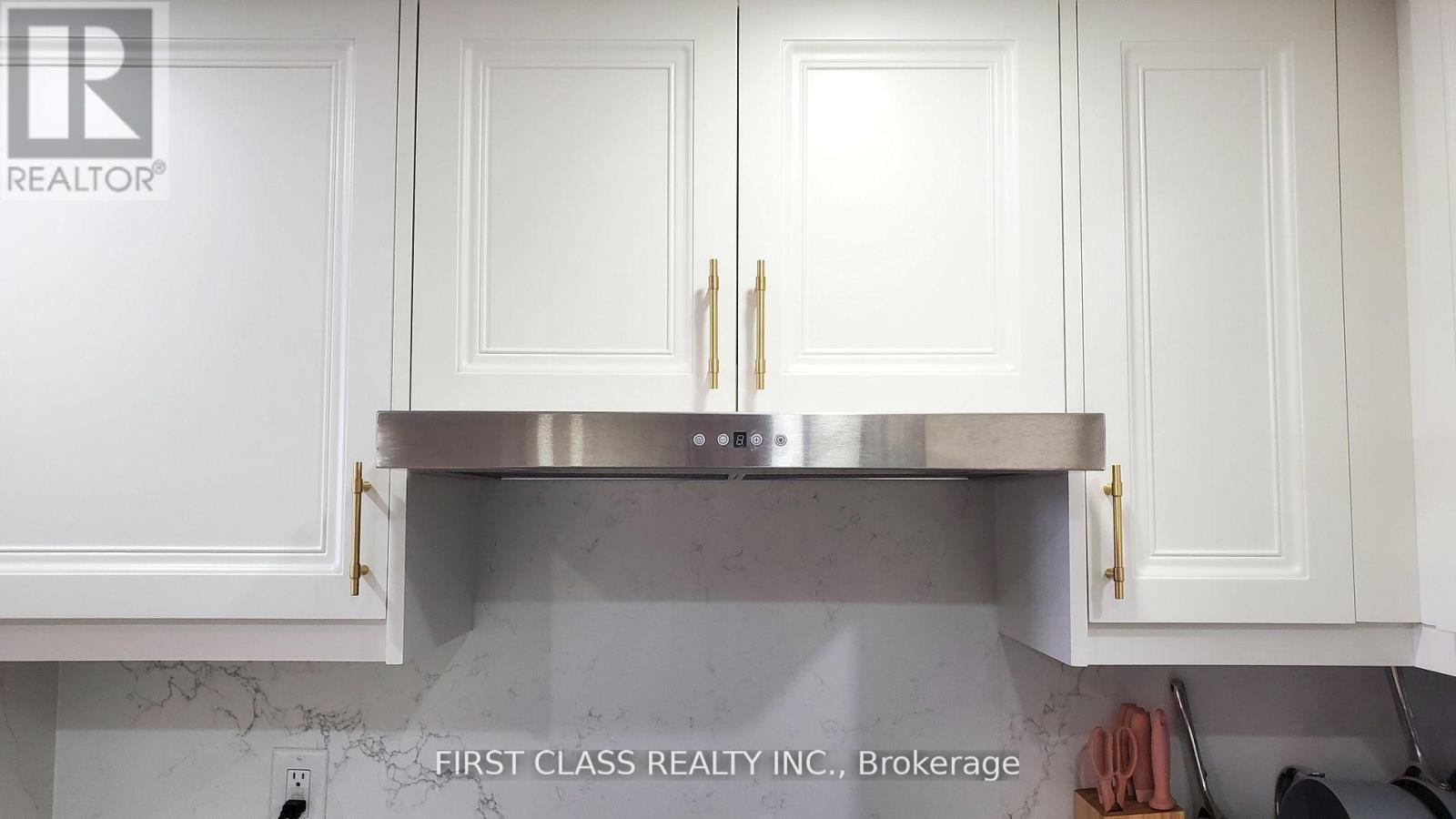 802 - 130 Pond Drive, Markham, Ontario  L3T 7W5 - Photo 14 - N13163706