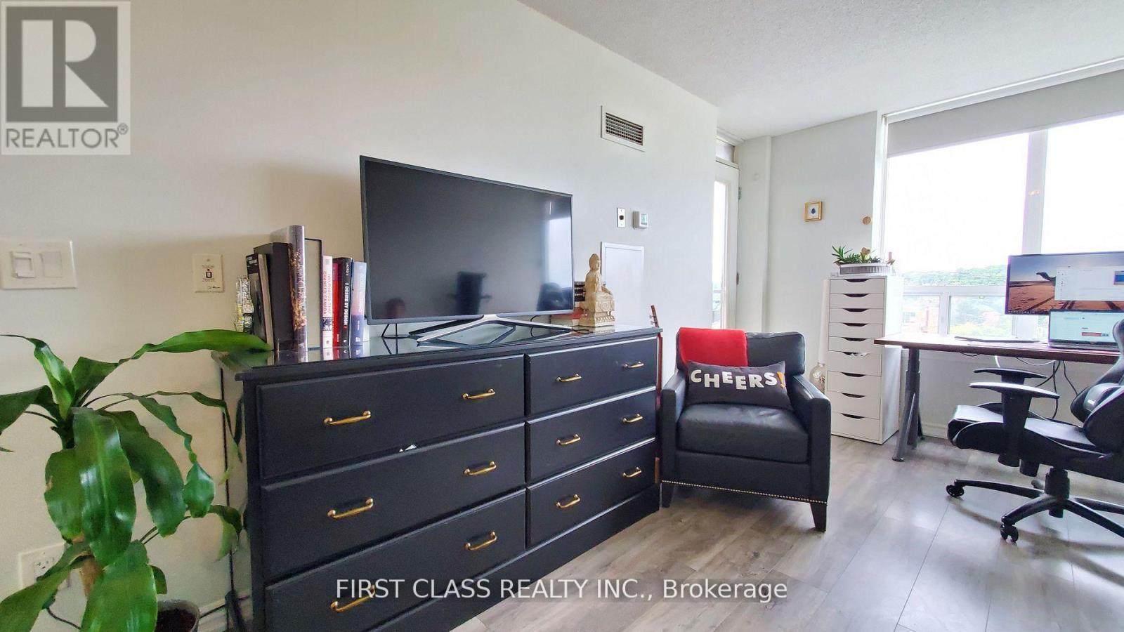 802 - 130 Pond Drive, Markham, Ontario  L3T 7W5 - Photo 17 - N13163706