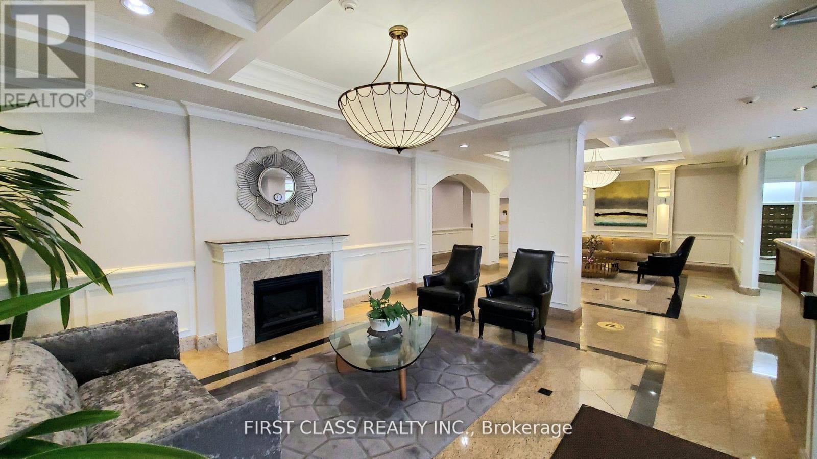 802 - 130 Pond Drive, Markham, Ontario  L3T 7W5 - Photo 4 - N13163706