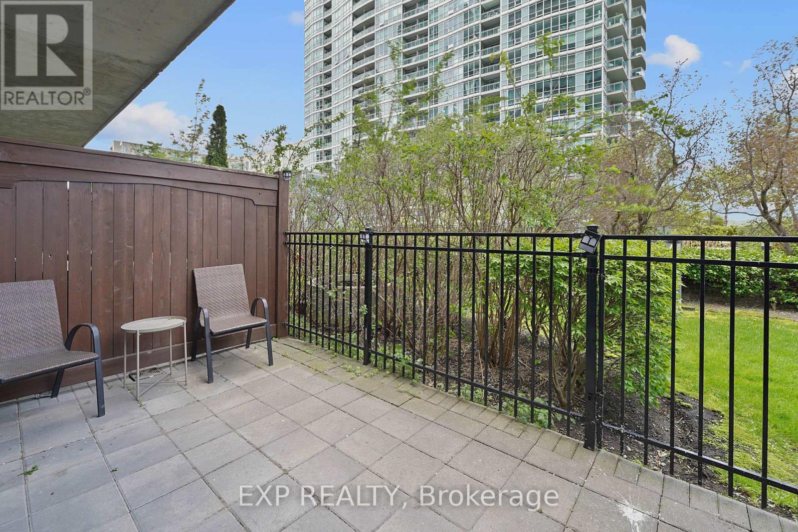 423 - 165 Legion Road, Toronto, Ontario  M8Y 0B3 - Photo 18 - W13046086