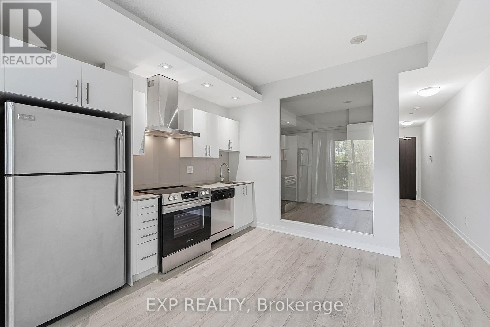 423 - 165 Legion Road, Toronto, Ontario  M8Y 0B3 - Photo 5 - W13046086