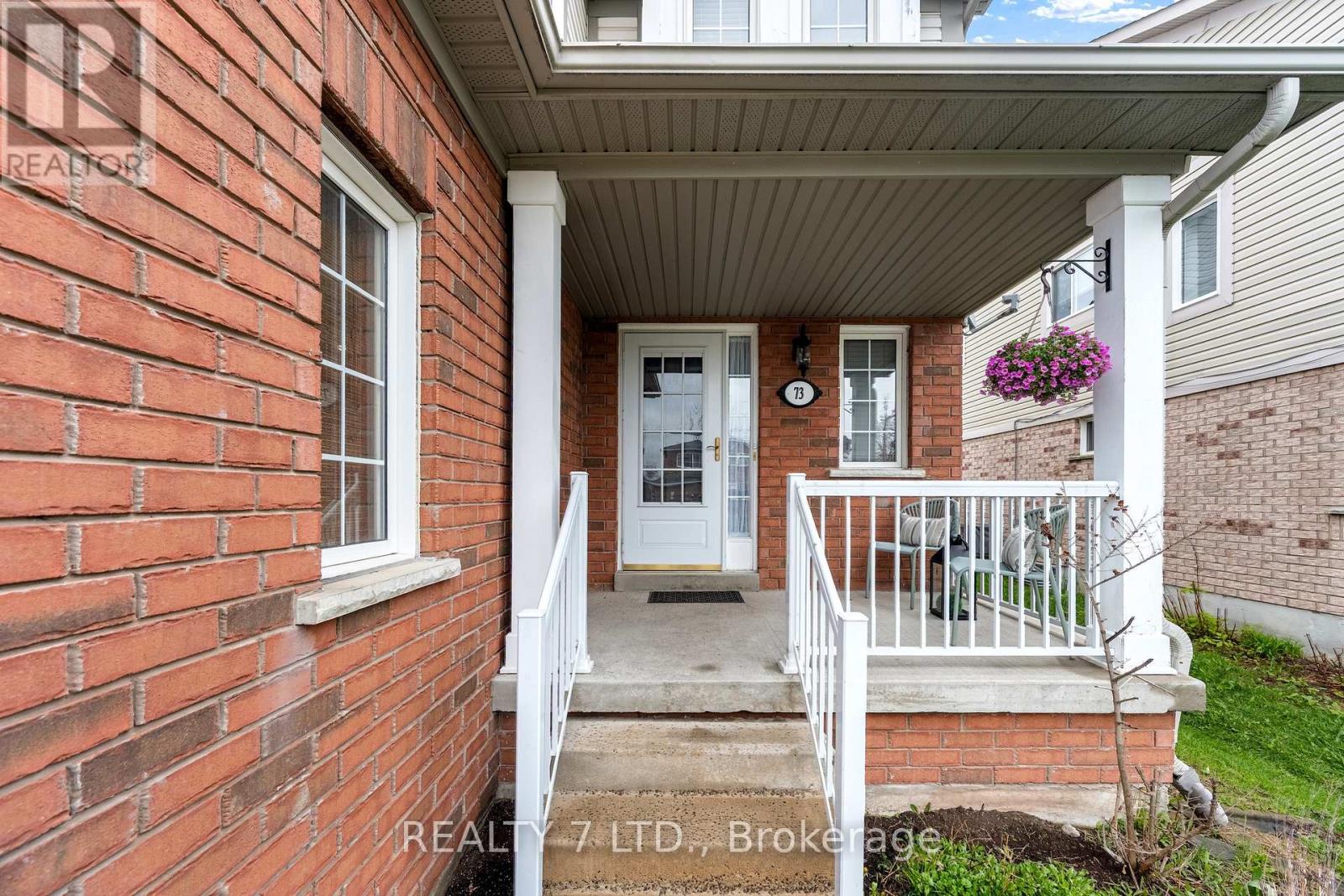 73 Bird Street, Barrie (Edgehill Drive), Ontario L4N 0X3 - Photo 4 - S13163874