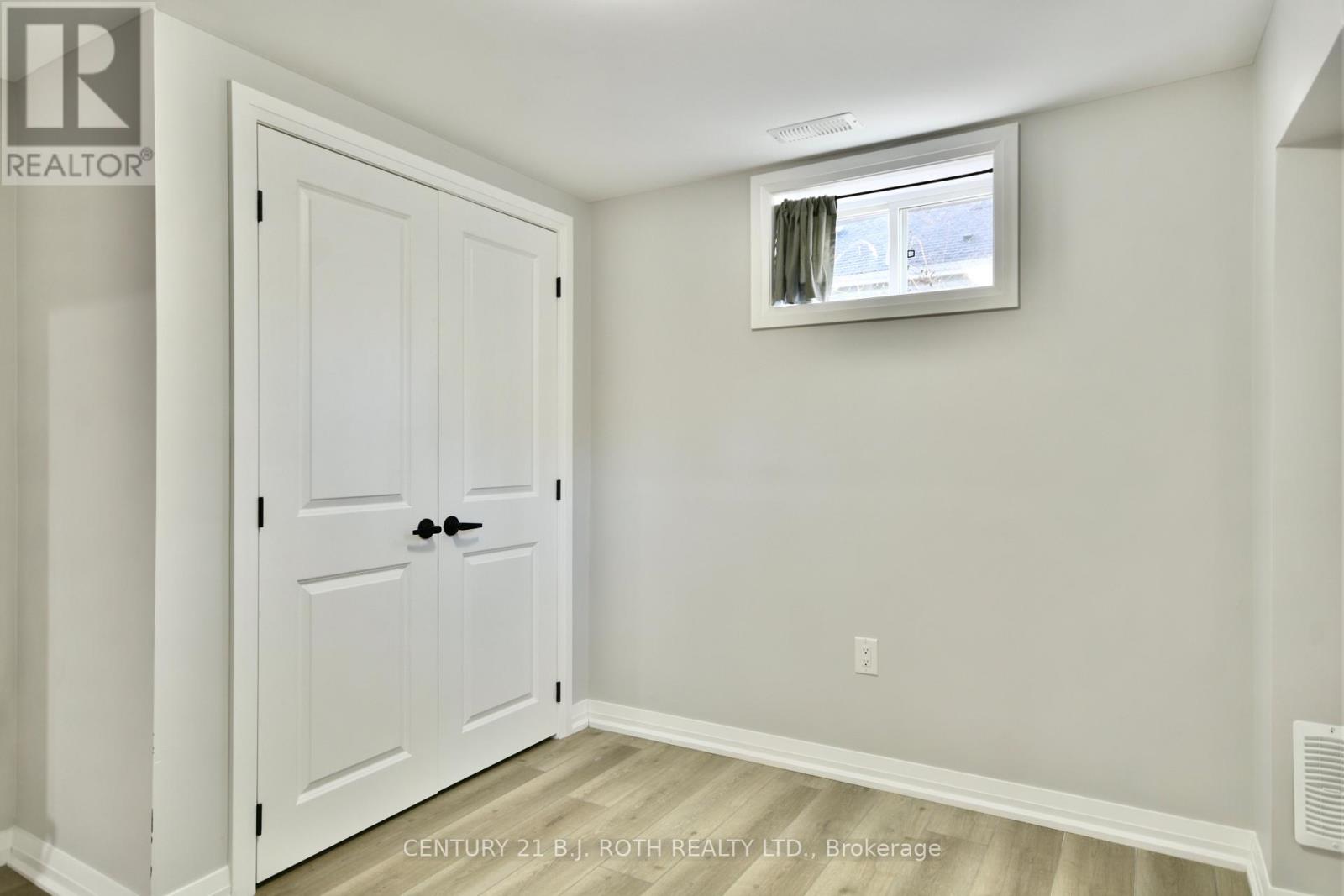 Lower - 156 Puget Street, Barrie, Ontario  L4M 4N5 - Photo 12 - S13163964