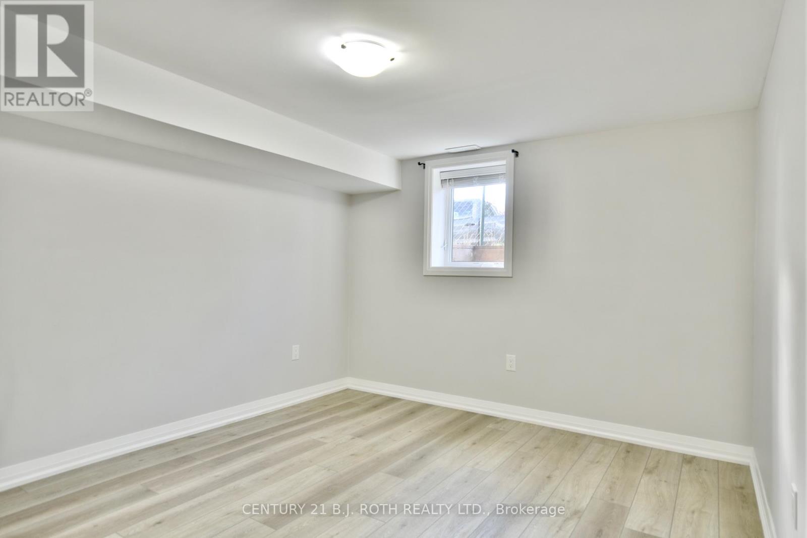 Lower - 156 Puget Street, Barrie, Ontario  L4M 4N5 - Photo 9 - S13163964