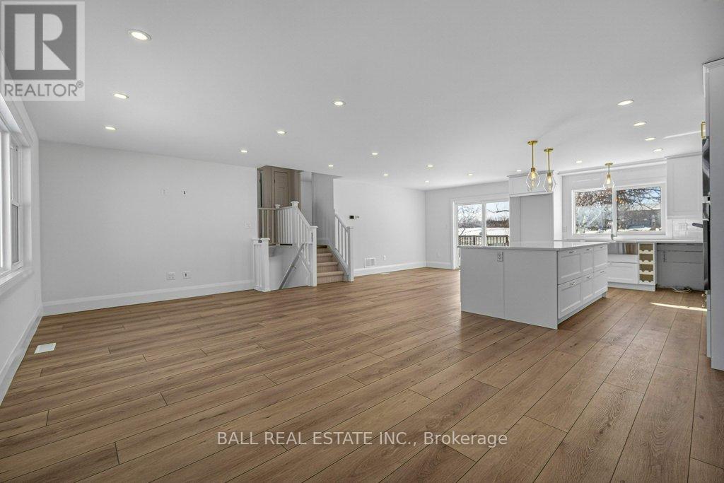 73 Lakeview Crescent, Kawartha Lakes, Ontario  K0M 1A0 - Photo 10 - X12888524