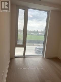 105 - 448 Burnhamthorpe Road W, Mississauga, Ontario  L5B 3Y4 - Photo 5 - W13163712