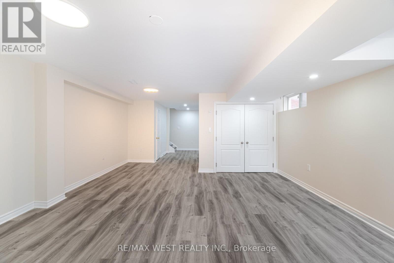 Bsmt - 1122 Hickory Hollow Glen, Mississauga, Ontario  L5W 1Z8 - Photo 11 - W13163772