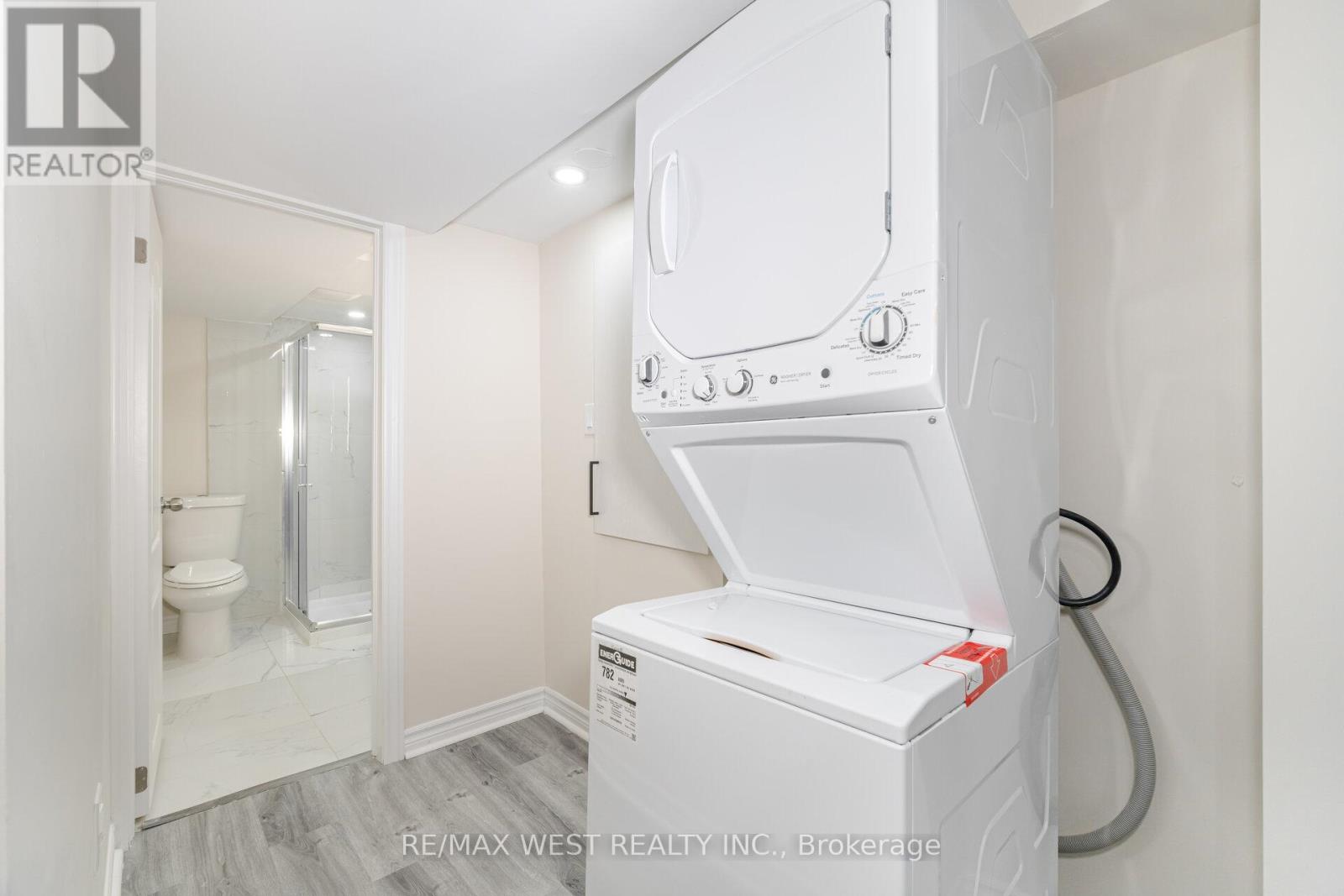 Bsmt - 1122 Hickory Hollow Glen, Mississauga, Ontario  L5W 1Z8 - Photo 21 - W13163772