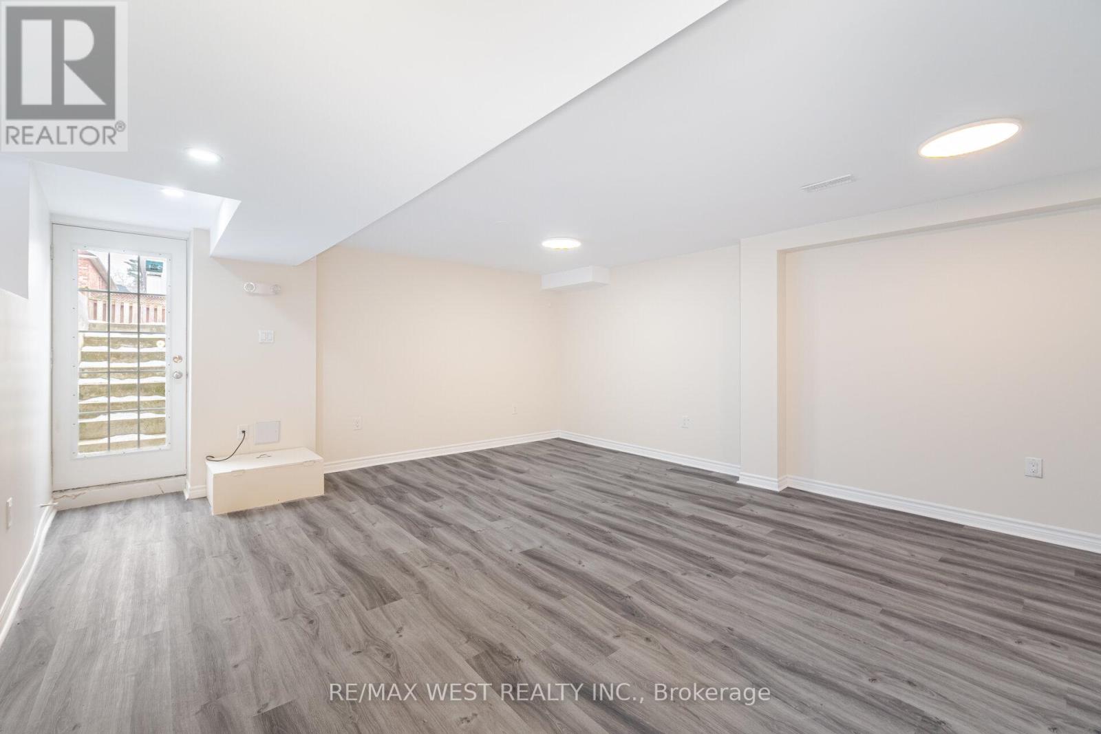 Bsmt - 1122 Hickory Hollow Glen, Mississauga, Ontario  L5W 1Z8 - Photo 6 - W13163772