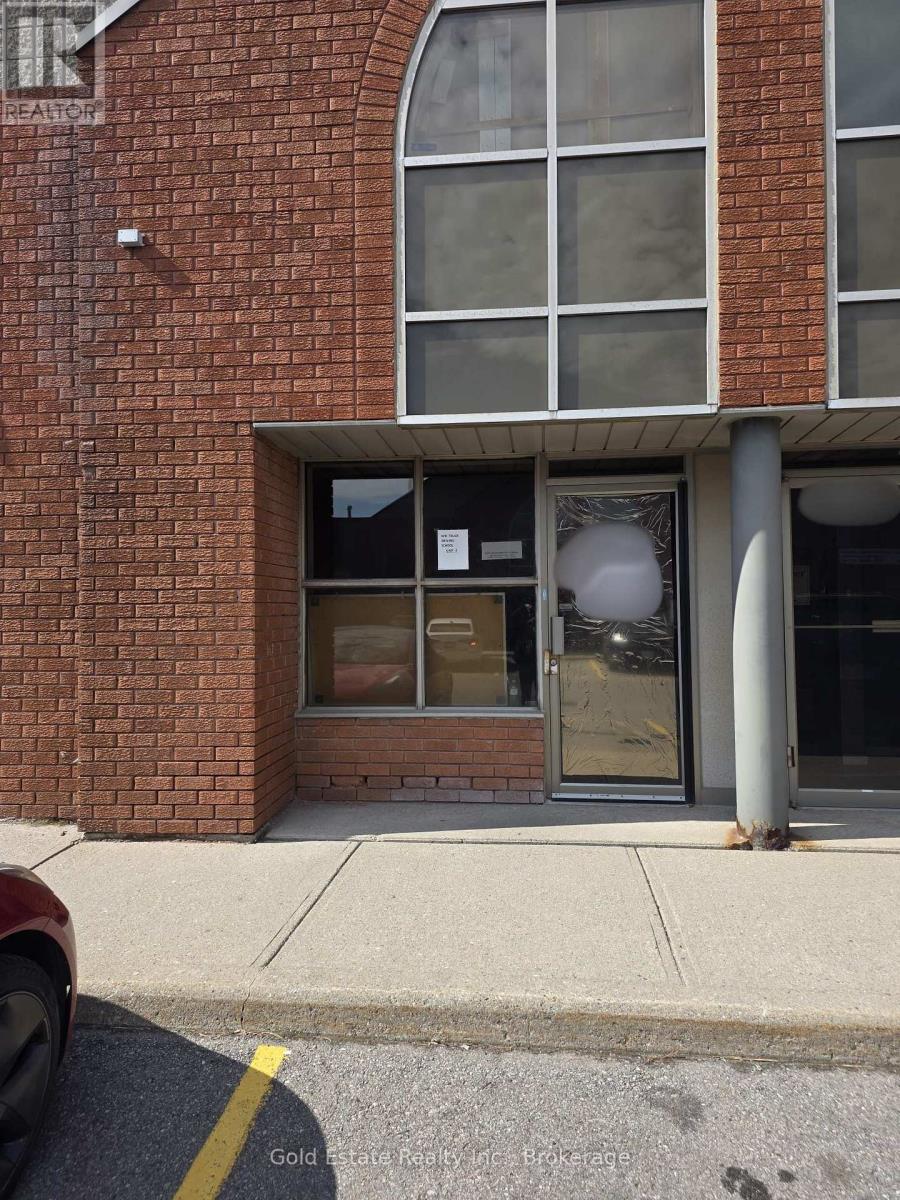 2 - 7015 Tranmere Drive, Mississauga, Ontario  L4T 2T9 - Photo 1 - W13163792