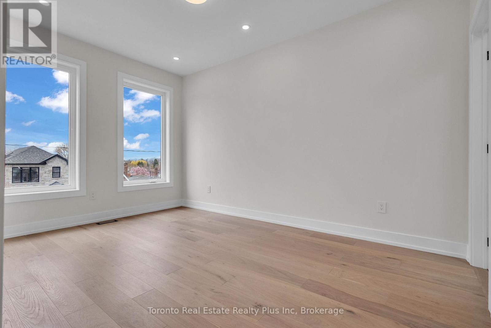 138 Bowie Avenue, Toronto (Briar Hill-Belgravia), Ontario  M6E 2R2 - Photo 20 - W13163856