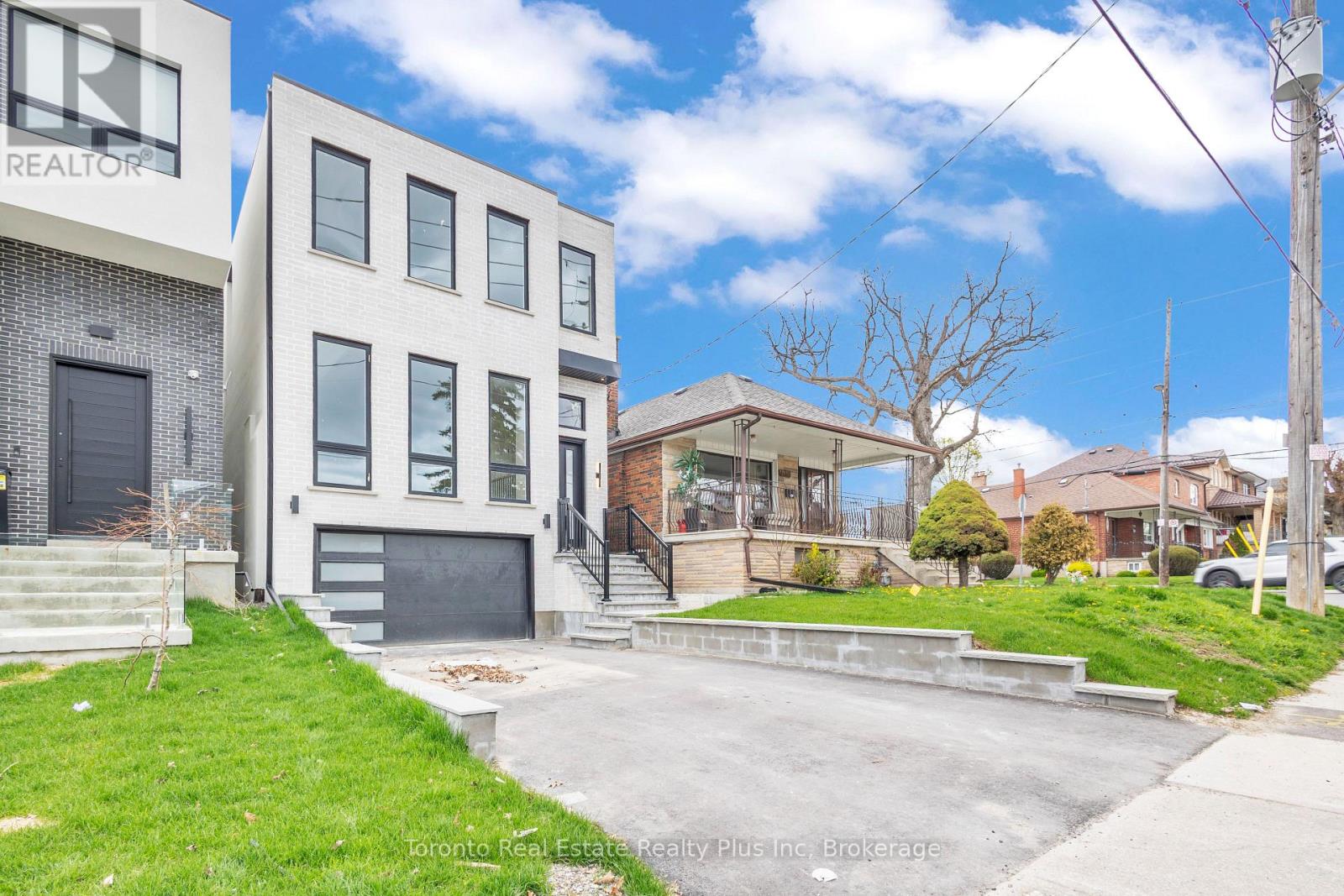 138 Bowie Avenue, Toronto (Briar Hill-Belgravia), Ontario  M6E 2R2 - Photo 28 - W13163856