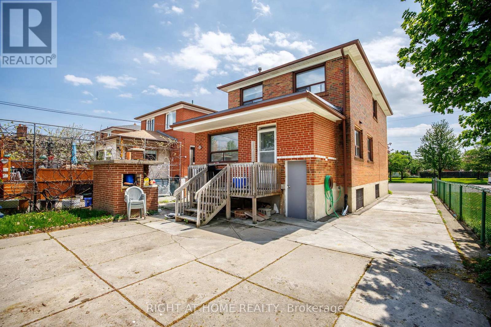 72 Katherine Road, Toronto, Ontario  M3K 1J4 - Photo 32 - W13163884