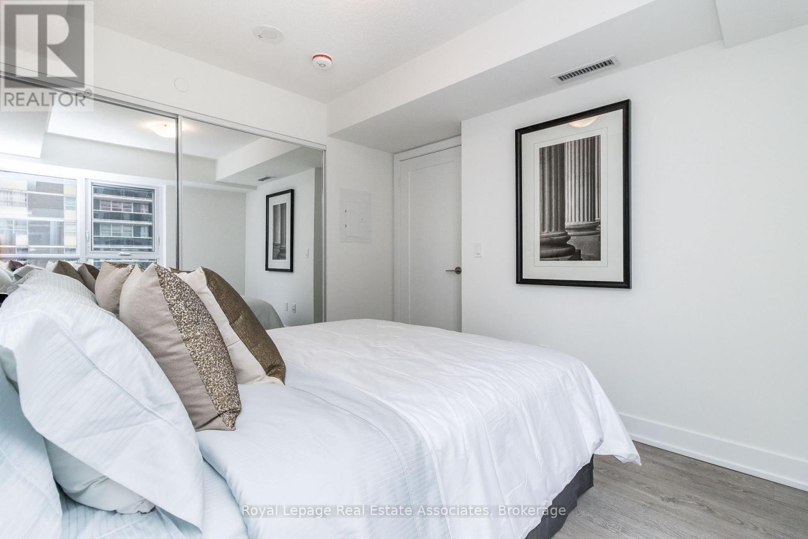 1325 - 9 Mabelle Avenue, Toronto, Ontario  M9A 0E1 - Photo 11 - W13163938
